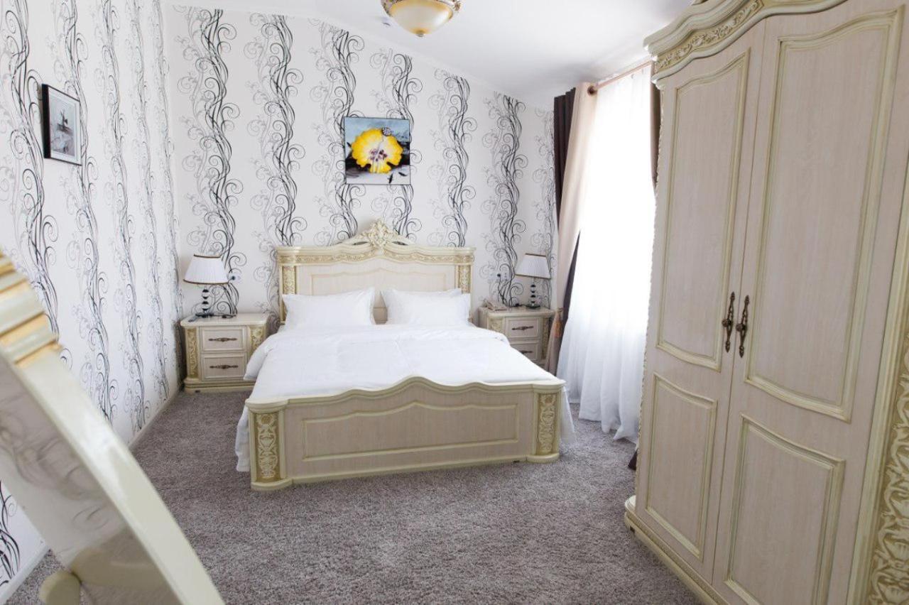 Alexander Hotel Samarcande Extérieur photo