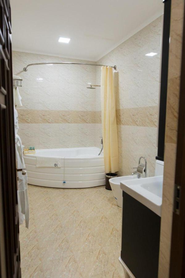 Alexander Hotel Samarcande Extérieur photo