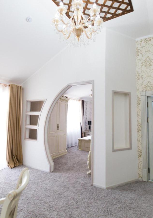 Alexander Hotel Samarcande Extérieur photo
